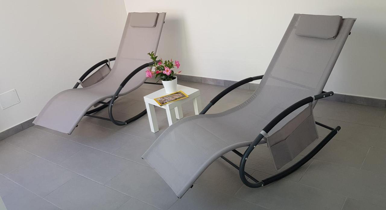 레체 Il Cortile Segreto - Con Parcheggio Privato 아파트 외부 사진